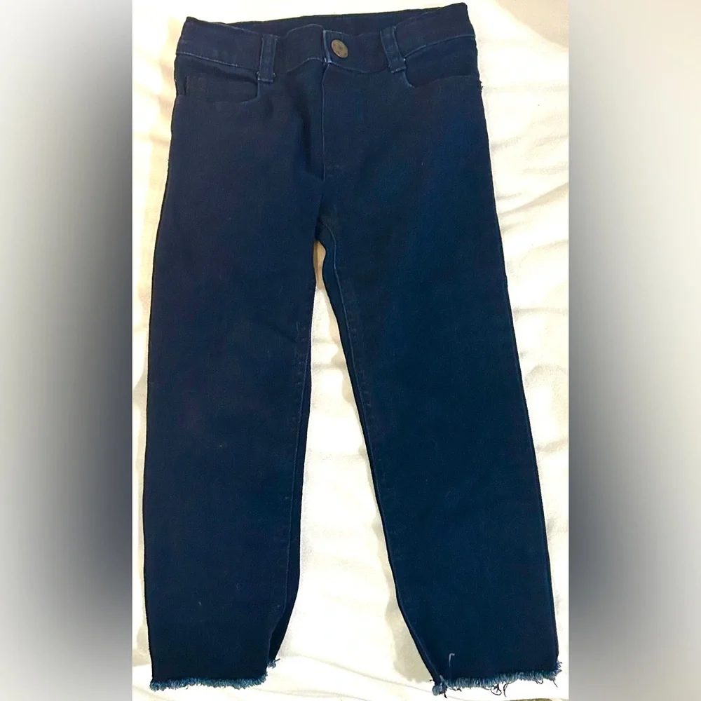 5 Pair BUNDLE!! Girls Jeans size 4 Toddler Jumping Beans
Garanimals Lee Baby Gap - Picture 6 of 13